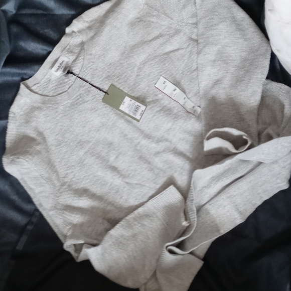 Mens XXL Henley top. - Picture 3 of 9